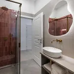 Rebirth Apartman *